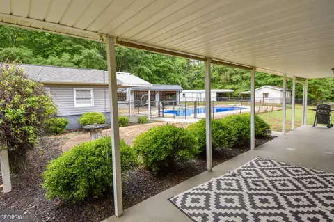 Exterior - 1579 Van Buren Rd, Barnesville, GA 30204 photo 6 of 28
