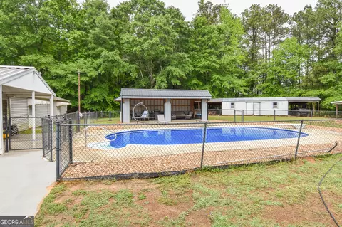 Exterior - 1579 Van Buren Rd, Barnesville, GA 30204 photo 11 of 28
