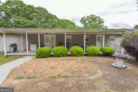 Exterior - 1579 Van Buren Rd, Barnesville, GA 30204 photo 15 of 28