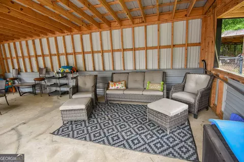 Exterior - 1579 Van Buren Rd, Barnesville, GA 30204 photo 17 of 28