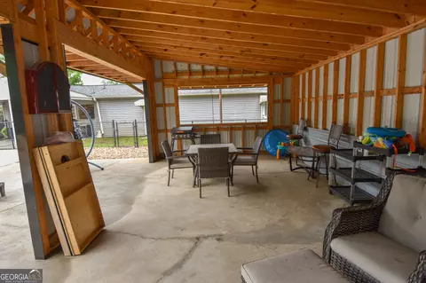 Exterior - 1579 Van Buren Rd, Barnesville, GA 30204 photo 20 of 28