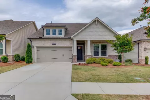 6917 River Rock Dr, Flowery Branch, GA 30542