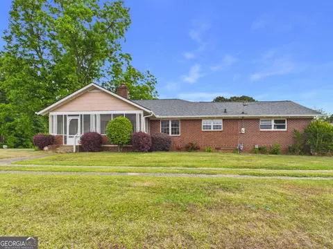 1600 Mcnutt Creek Rd, Bogart, GA 30622