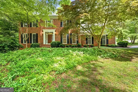 100 Lakemont Cir, Fayetteville, GA 30215