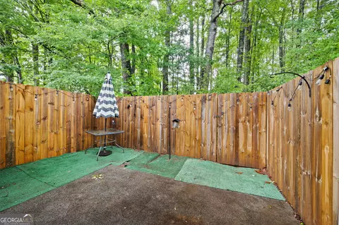 Exterior - 2082 Lenoa Ln, Austell, GA 30106 photo 2 of 2