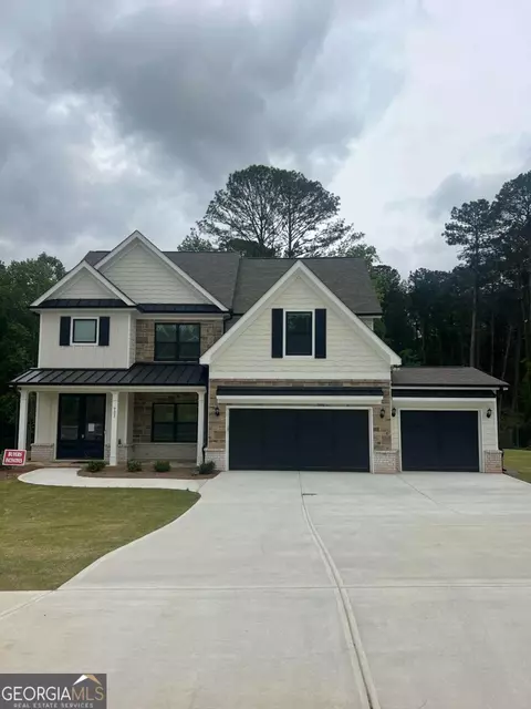 907 Bessie Ct, Loganville, GA 30052