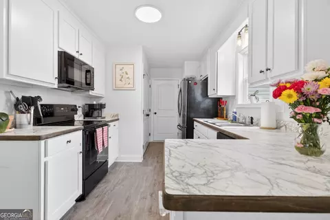 Kitchen - 202 Rolling Woods Ln, Hull, GA 30646 photo 1 of 3