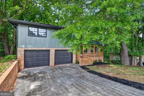 2164 Riverbrook Rd, Decatur, GA 30035