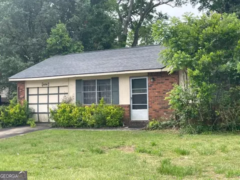 6216 Fieldcrest Dr, Morrow, GA 30260 photo 2