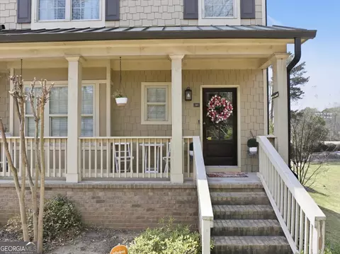 301 NW Jackson Pl, Lilburn, GA 30047