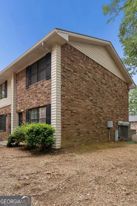 1235 Riverside Dr #C8, Gainesville, GA 30501