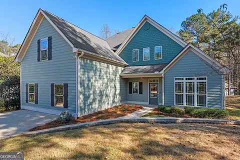 104 Hidden Springs Dr, Lagrange, GA 30240
