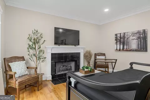 Living - 5 Haley Dr SE, Rome, GA 30161 photo 1 of 2