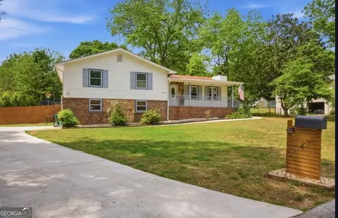 3447 Winston Mason Dr, Snellville, GA 30039