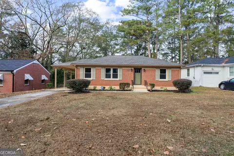 2533 Plantation Dr, East Point, GA 30344