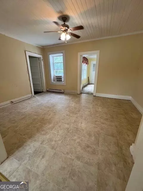 103 Grady St, Thomson, GA 30824 photo 3