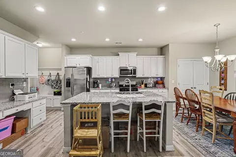 9103 Golfview Ln, Covington, GA 30014 photo 8