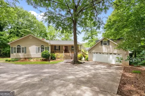 262 Roy Baynor Ln, Bowdon, GA 30108