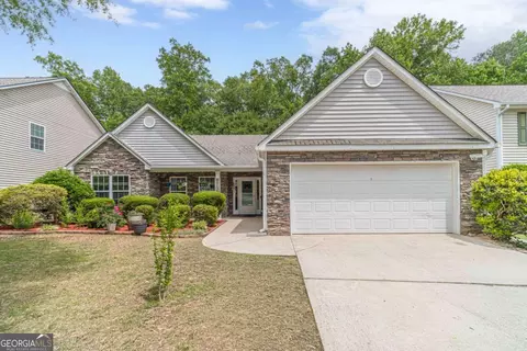 3244 Watson Meadow Ln, Loganville, GA 30052
