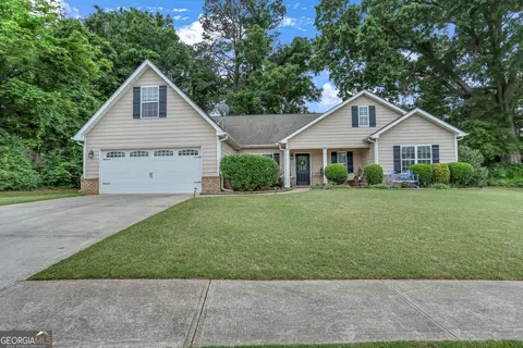 172 Village Pass, Statham, GA 30666