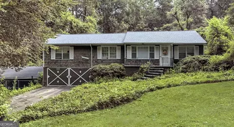 1052 Country Ln NE, Atlanta, GA 30324