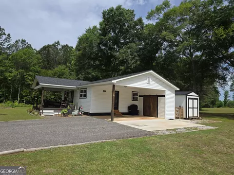Exterior - 395 E Milner Rd, Zebulon, GA 30295 photo 2 of 30