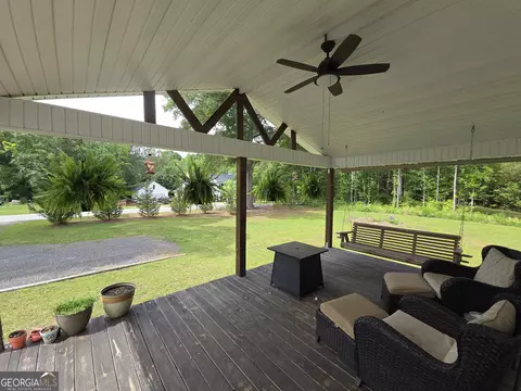 Exterior - 395 E Milner Rd, Zebulon, GA 30295 photo 5 of 30