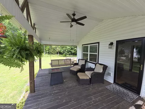 Exterior - 395 E Milner Rd, Zebulon, GA 30295 photo 7 of 30