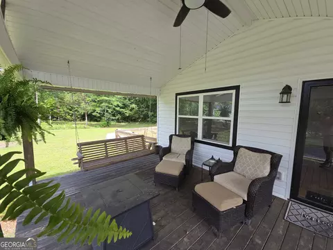 Exterior - 395 E Milner Rd, Zebulon, GA 30295 photo 6 of 30