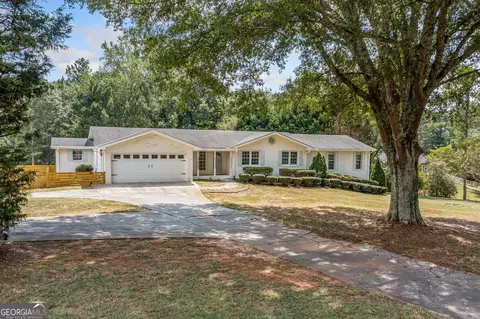 2465 Bethany Bnd, Alpharetta, GA 30004