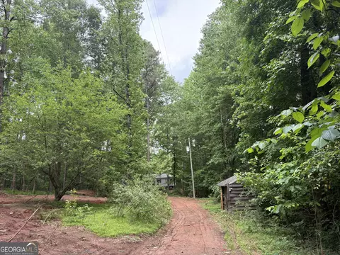 Exterior - 1018 Neal Rd, Commerce, GA 30530 photo 3 of 9
