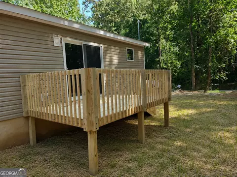 Exterior - 1018 Neal Rd, Commerce, GA 30530 photo 5 of 9