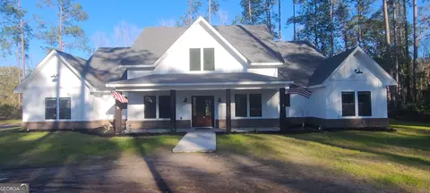 7097 Harrietts Bluff Rd, Woodbine, GA 31569