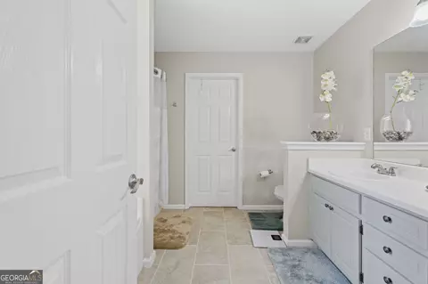 Bath - 1059 Arbor Way, Mcdonough, GA 30253 photo 2 of 4
