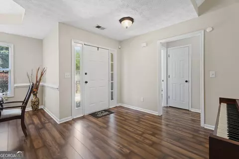Entry Way - 1059 Arbor Way, Mcdonough, GA 30253 photo 3 of 4