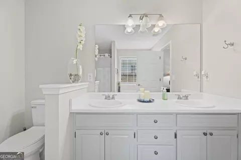Bath - 1059 Arbor Way, Mcdonough, GA 30253 photo 3 of 4