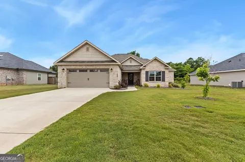 248 Overton Dr, Perry, GA 31069
