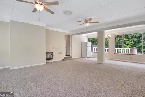 Living - 717 Tyrone Rd, Tyrone, GA 30290 photo 6 of 6