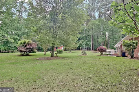 Exterior - 717 Tyrone Rd, Tyrone, GA 30290 photo 15 of 21