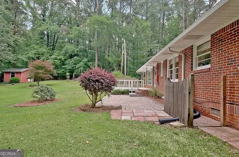 Exterior - 717 Tyrone Rd, Tyrone, GA 30290 photo 16 of 21
