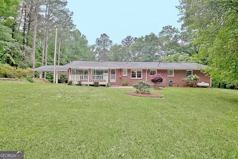 Exterior - 717 Tyrone Rd, Tyrone, GA 30290 photo 19 of 21