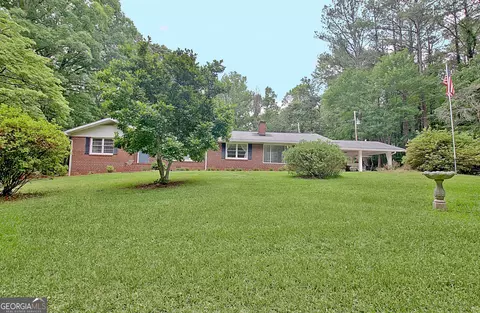 717 Tyrone Rd, Tyrone, GA 30290