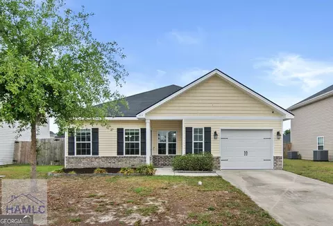 111 Brasher Dr, Hinesville, GA 31313