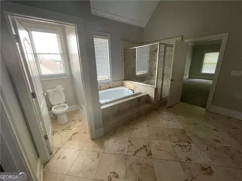 Bath - 8730 Sawgrass Way, Duluth, GA 30097 photo 5 of 5