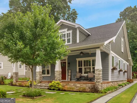 493 Walnut St, Hapeville, GA 30354