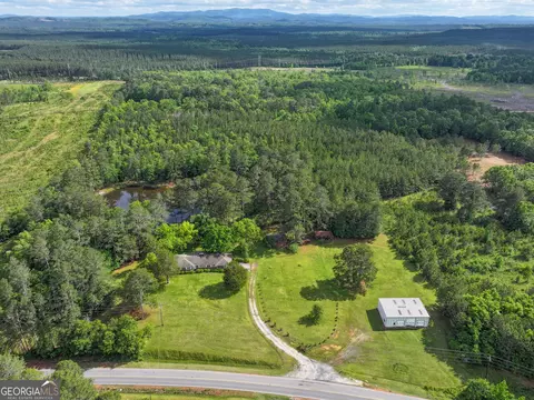 7517 Blacks Bluff Rd SW, Cave Spring, GA 30124