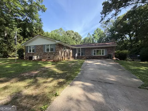 103 El Prado Cir, Thomaston, GA 30286