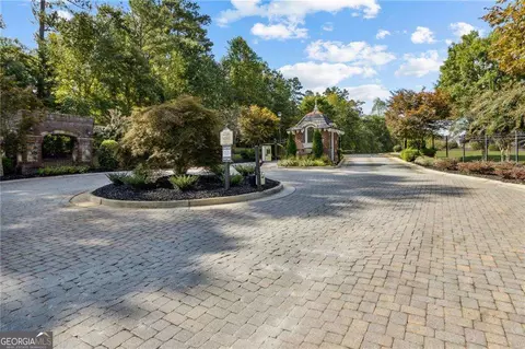 1194 Pinnacle Dr, Hoschton, GA 30548