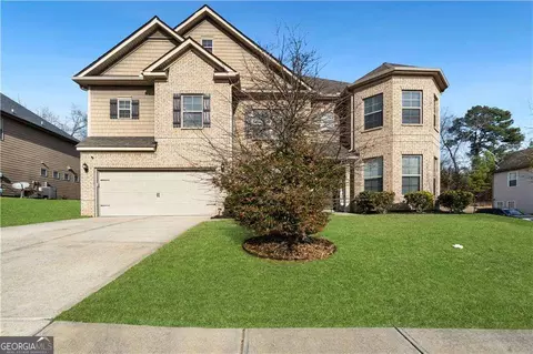 3748 Spring Place Ct, Loganville, GA 30052