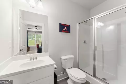 Bath - 109 Marauder Way, Athens, GA 30607 photo 3 of 4